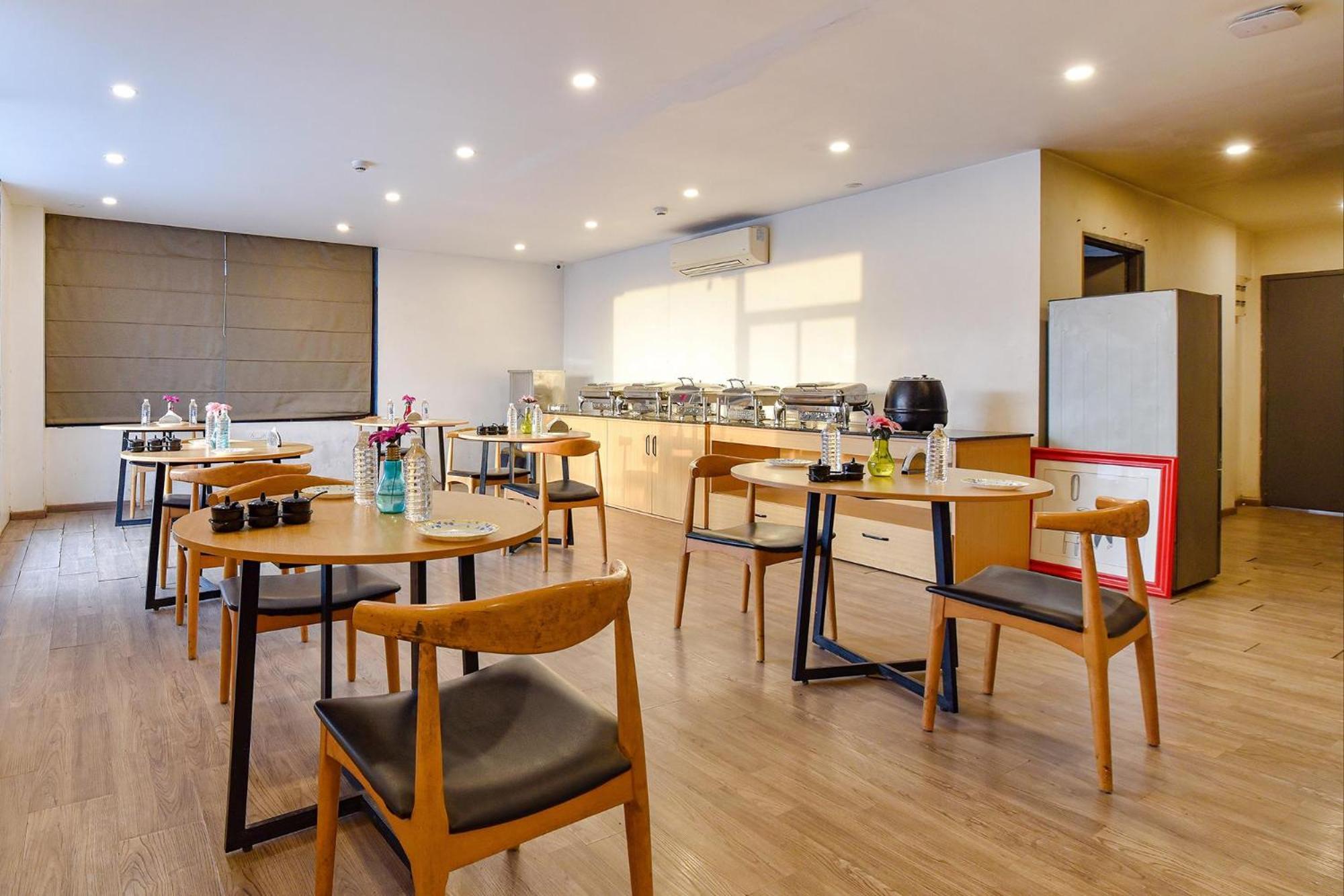 Fabhotel Ny Townhouse Ahmedabad Exterior foto